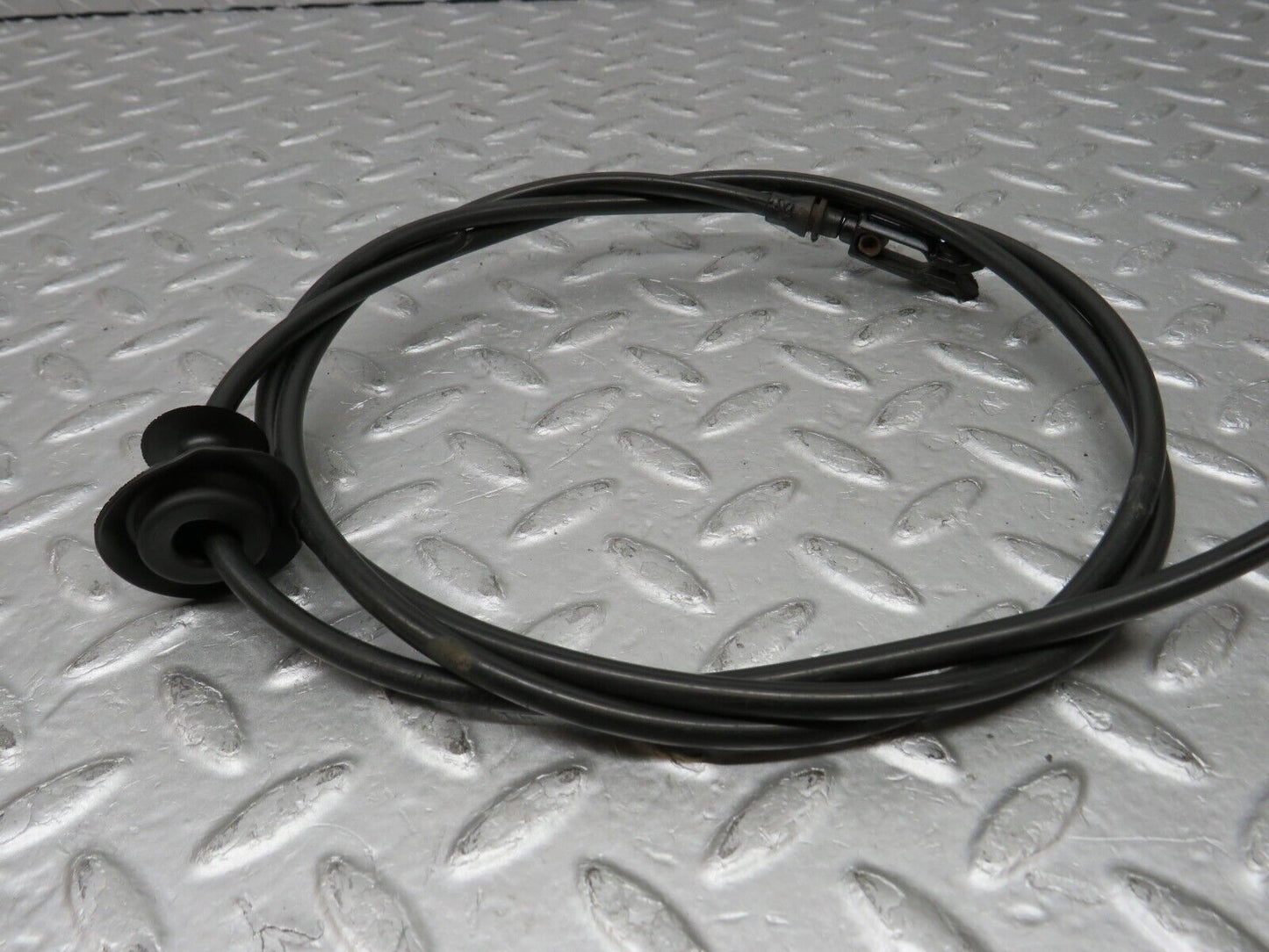 36710 Mercedes-Benz W201 190E Bonnet Release Cable