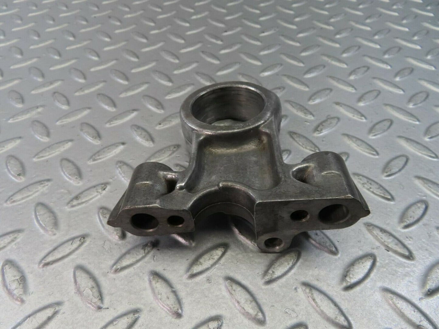 9008 Mercedes-Benz W108 Camshaft Tower Bearing 1140510016