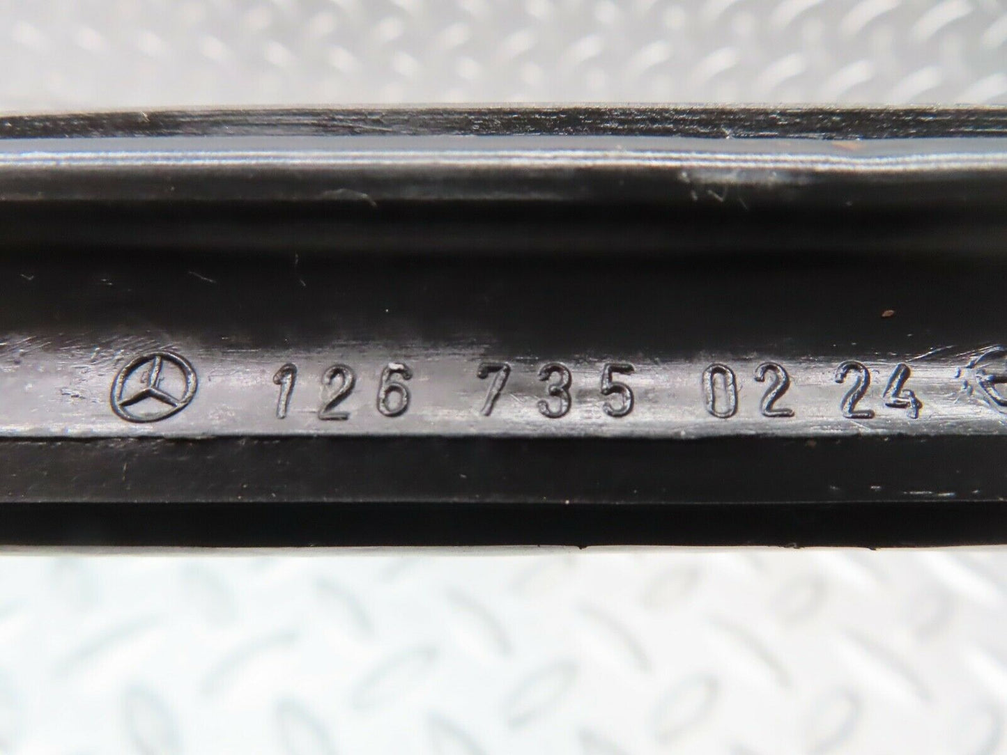 21606 Mercedes-Benz W126 300SE Rear Right Quarter Window Glass 1267350224