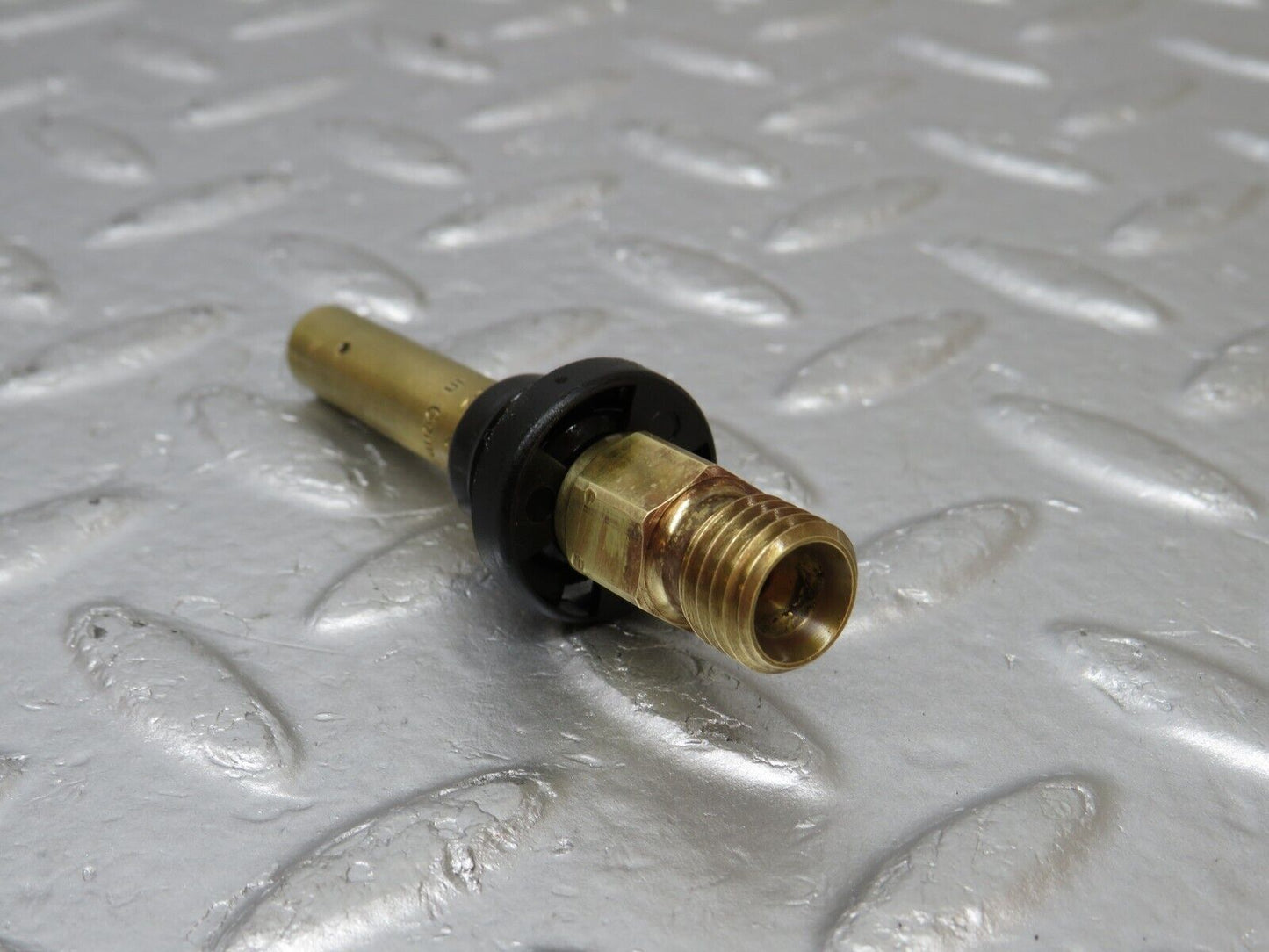 34476 Mercedes-Benz C126 380SEC Coupe Fuel Injector Bosch 0437502047