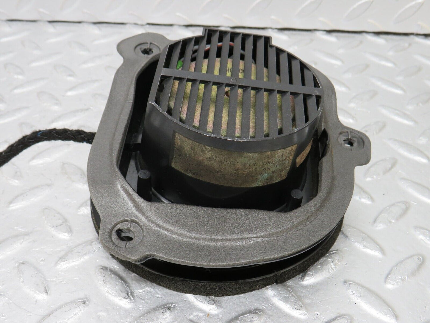 34723 Mercedes-Benz W210 320E Rear Left Door Speaker 2108273914 2108273514