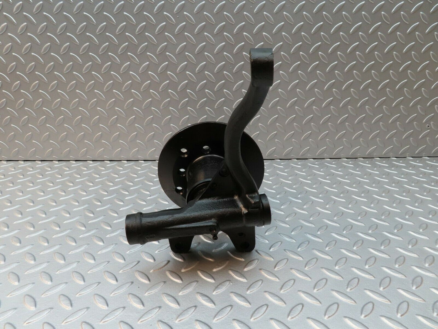 3453 Mercedes-Benz W108 280SE Wheel Hub Front Right