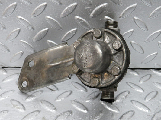 32956 Mercedes-Benz C107 R107 450 V8 Oil Pressure Damper 1161870196 1161870494