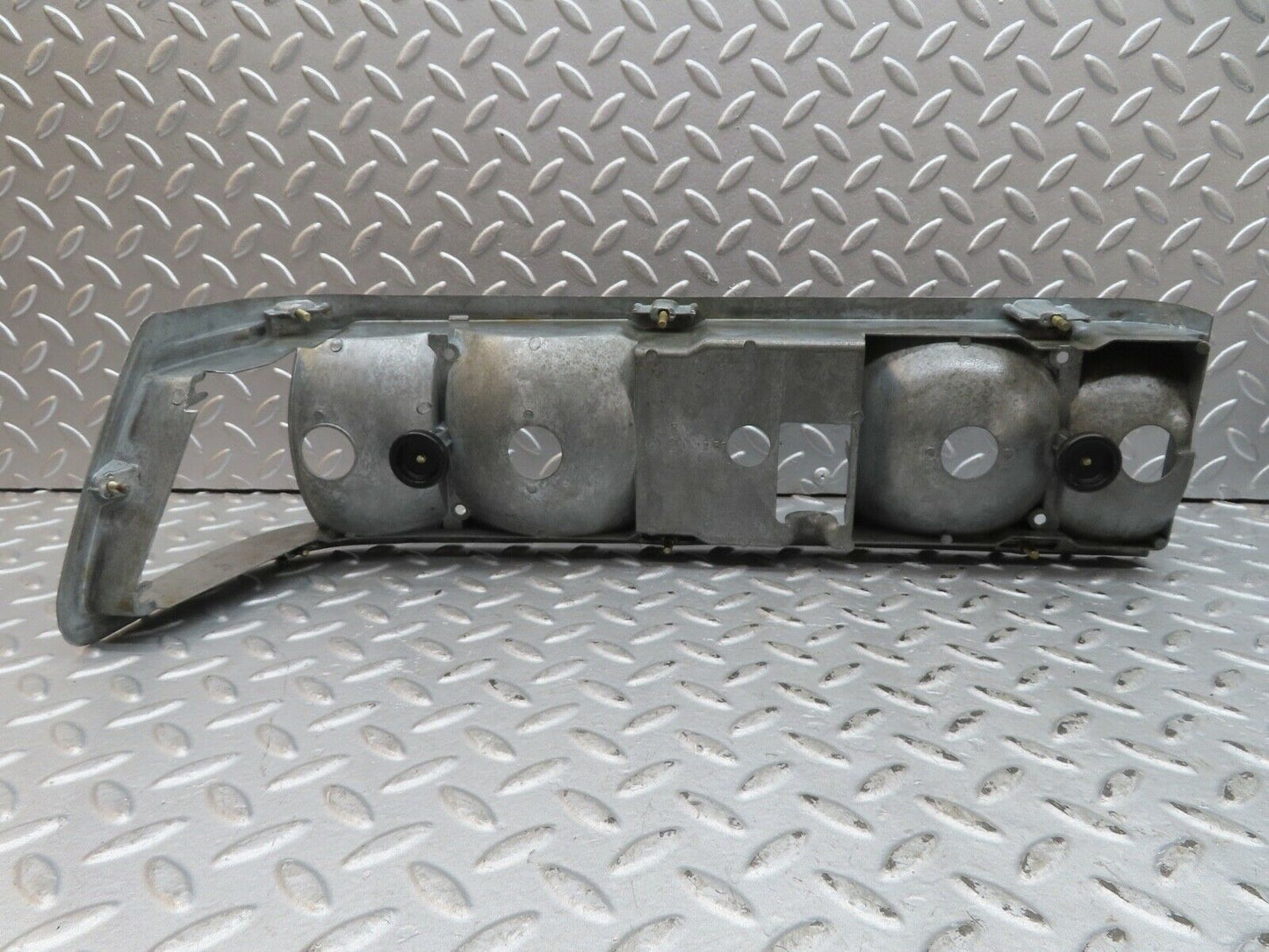 17579 Mercedes-Benz W116 450SEL Right Tail Light Frame