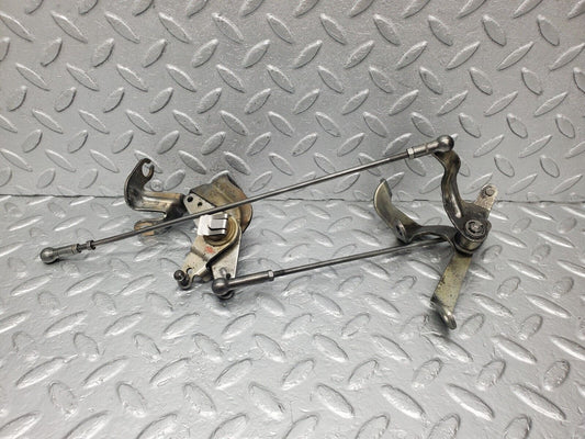 46072 Mercedes-Benz W126 420SE Throttle Linkage