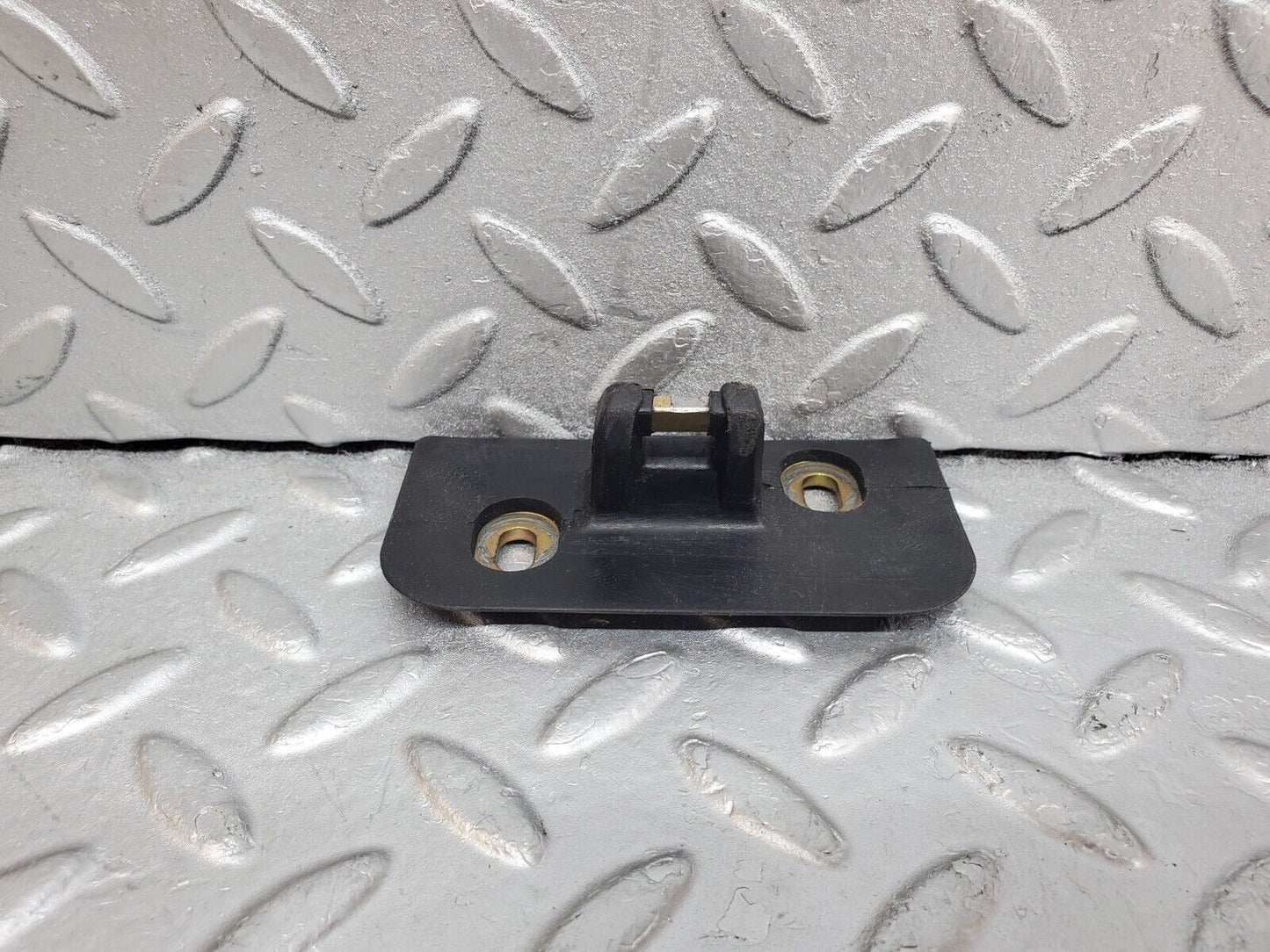 44759 Mercedes-Benz W124 220E Trunk Lock Latch