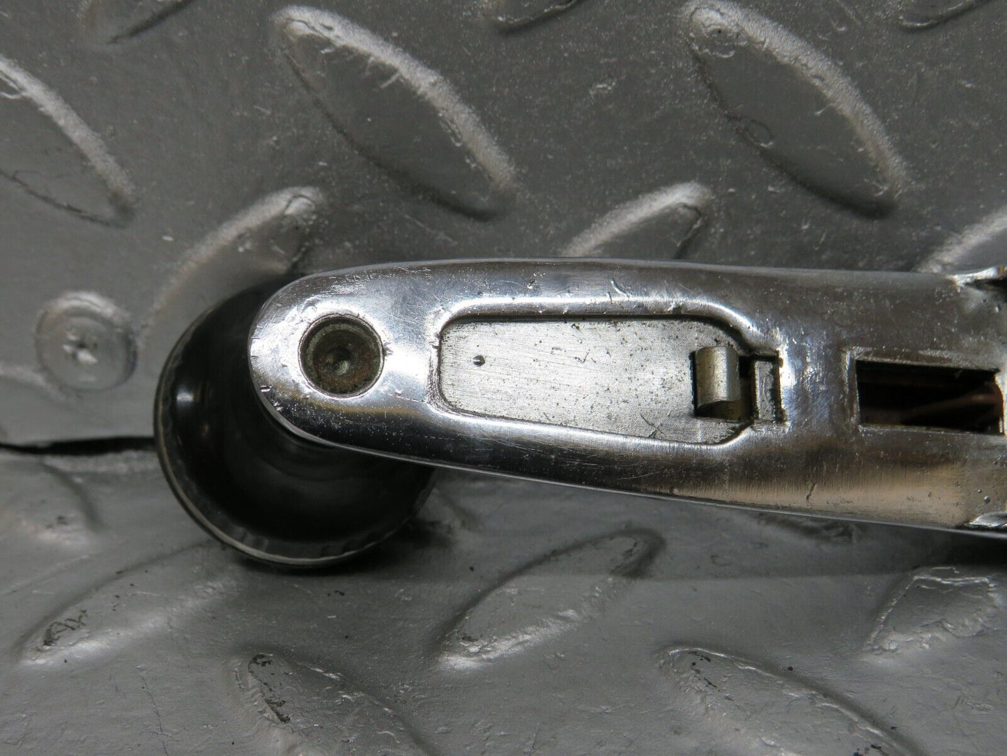 40089 Mercedes-Benz R107 350SL Coupe Window Lifter Crank Handle
