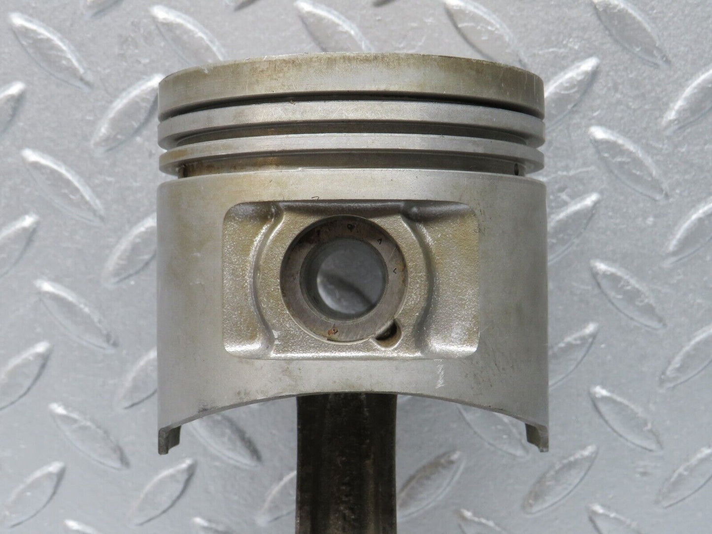 40026 Mercedes-Benz R107 350SL Piston With Connecting Rod 92.00mm