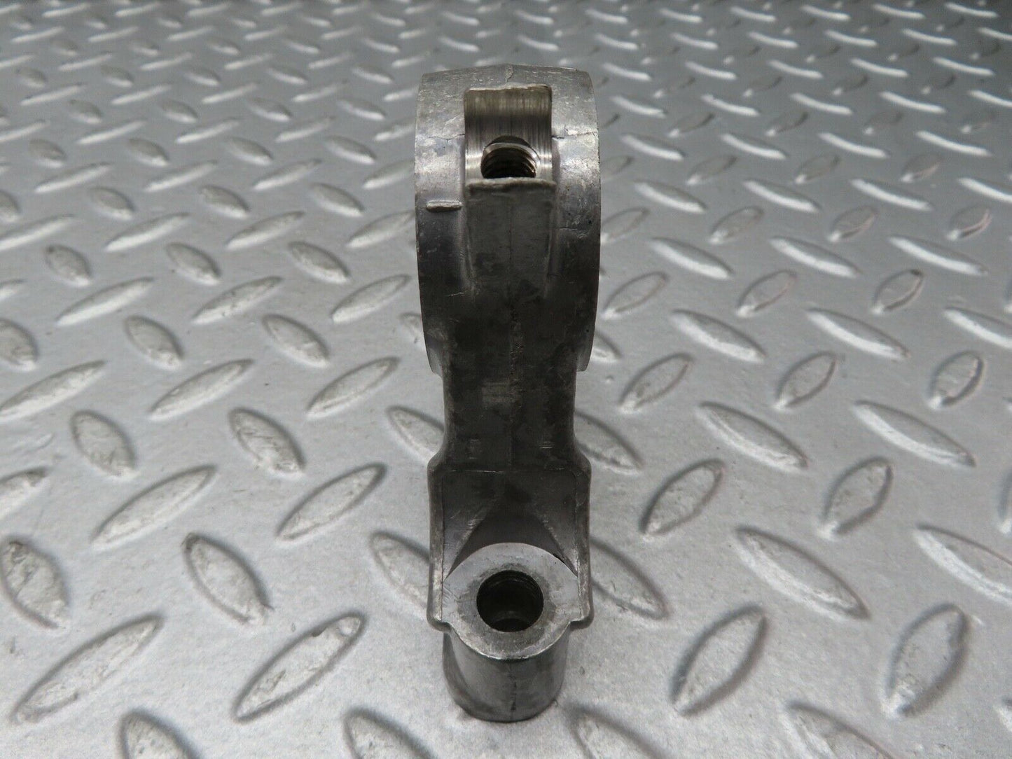17722 Mercedes-Benz W116 450SEL Camshaft Tower Bearing 1160513310