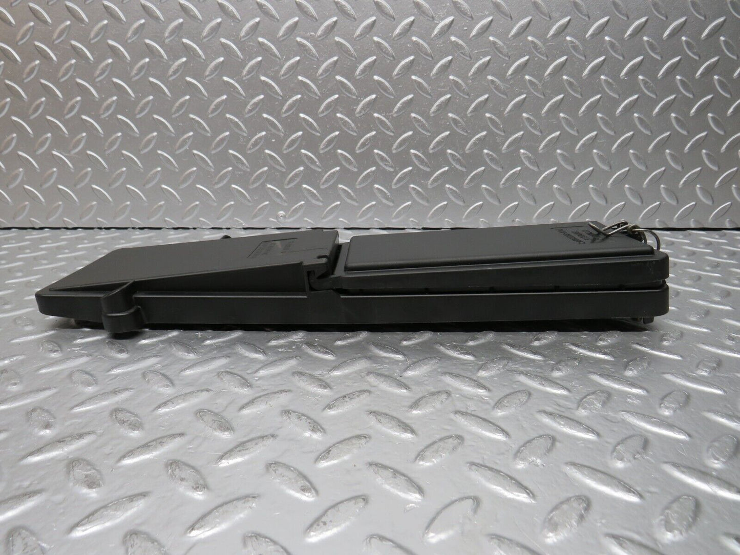 30353 Mercedes-Benz W124 230E Fuse Box Cover Lid 1245400282 1245400182
