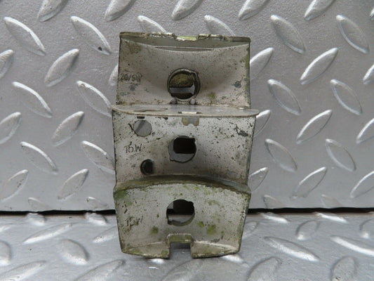 18672 Mercedes-Benz W120 W121 Ponton Tail Light Bulb Holder K13260