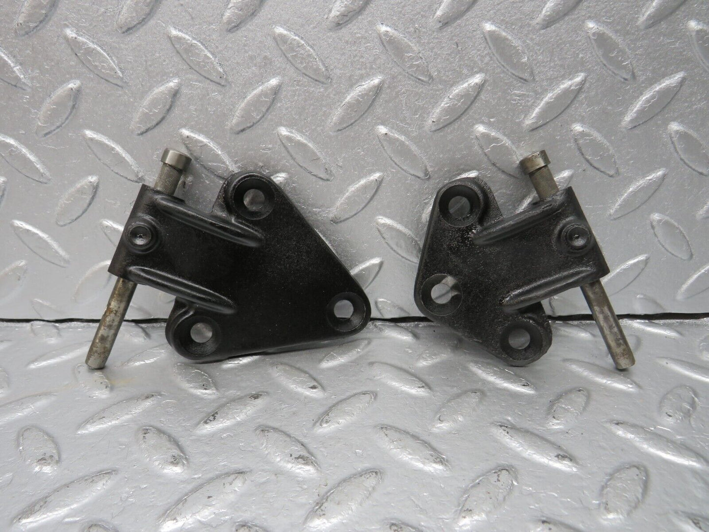 40421 Mercedes-Benz W110 230 Rear Left Door Hinge