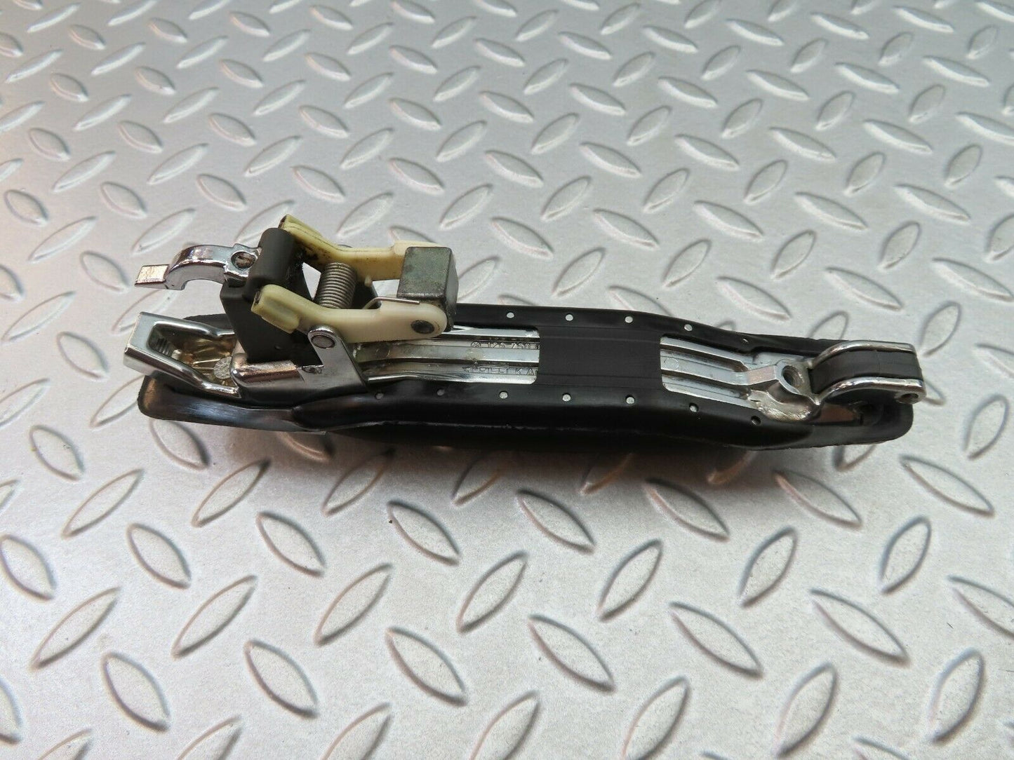 6077 Mercedes-Benz W126 380SE Exterior Door Handle Rear Right 1267600059