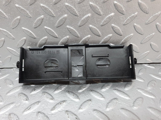 41560 Mercedes-Benz W124 200E Heating Regulator Holder 1248330214