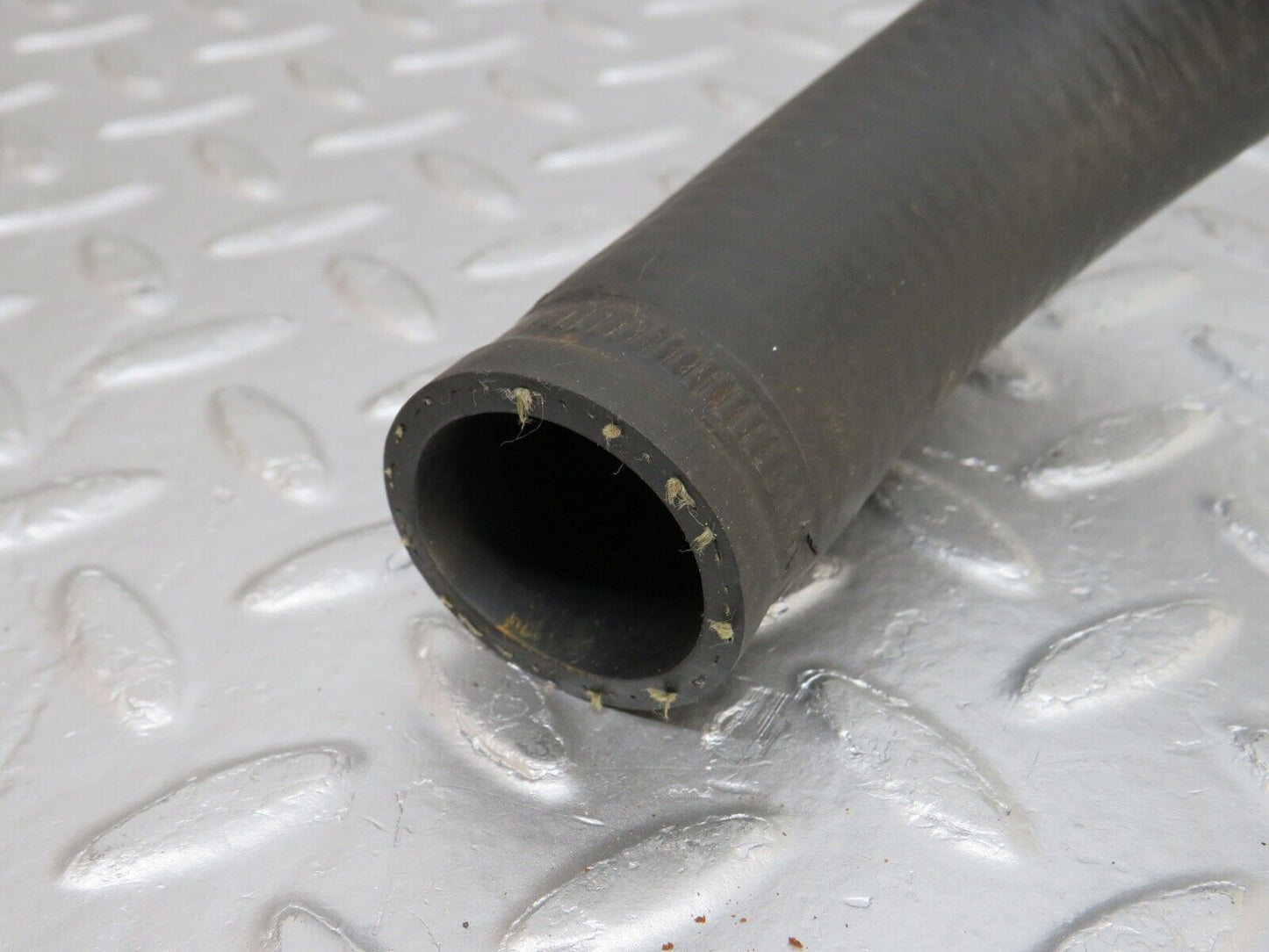33585 Mercedes-Benz W201 190E Radiator Hose 2015014082
