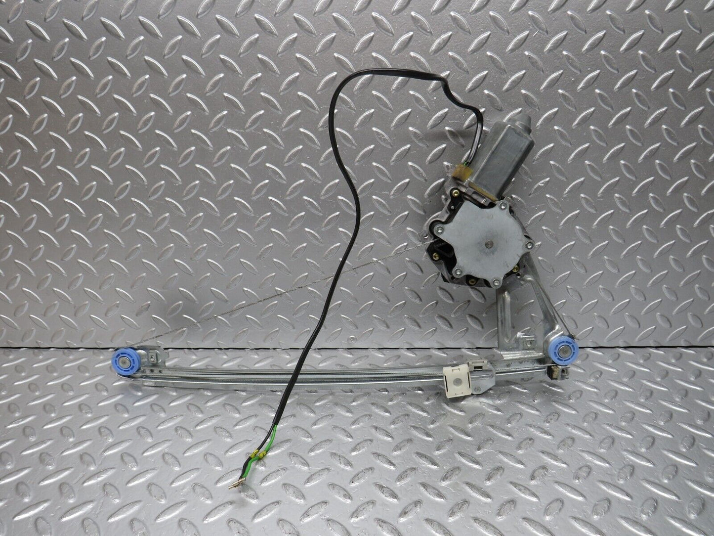 32309 Mercedes-Benz S124 300TE Wagon Rear Right Power Window Regulator With Motor