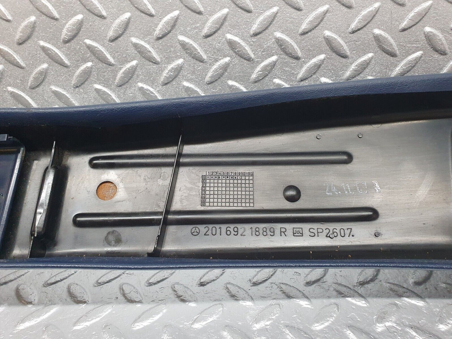 42653 Mercedes-Benz W201 190 2.0L B Pillar Cover Right Blue 2016921889 2016920044