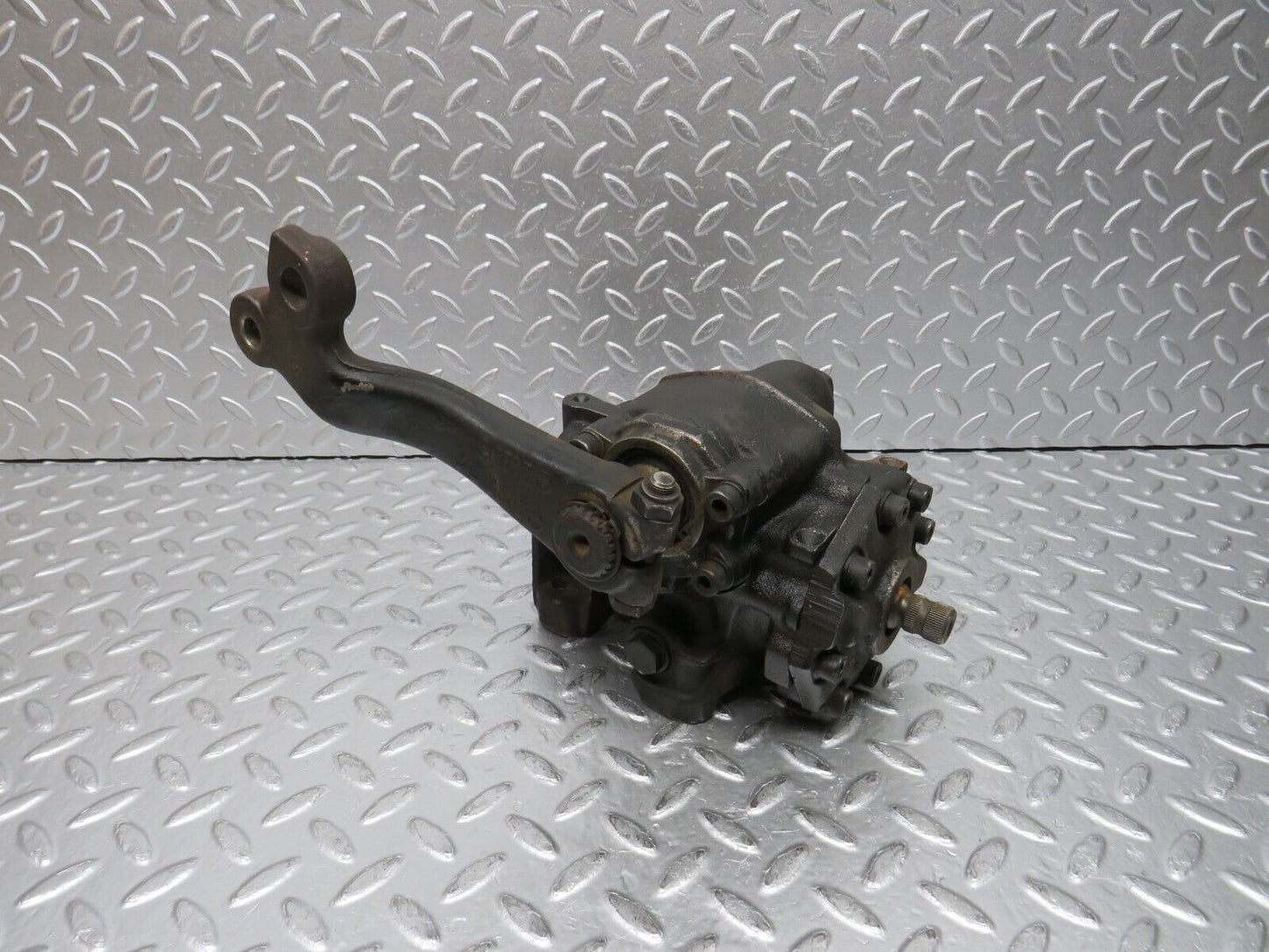 31510 Mercedes-Benz S124 220TE Wagon Steering Box Steering Rack 1244611601