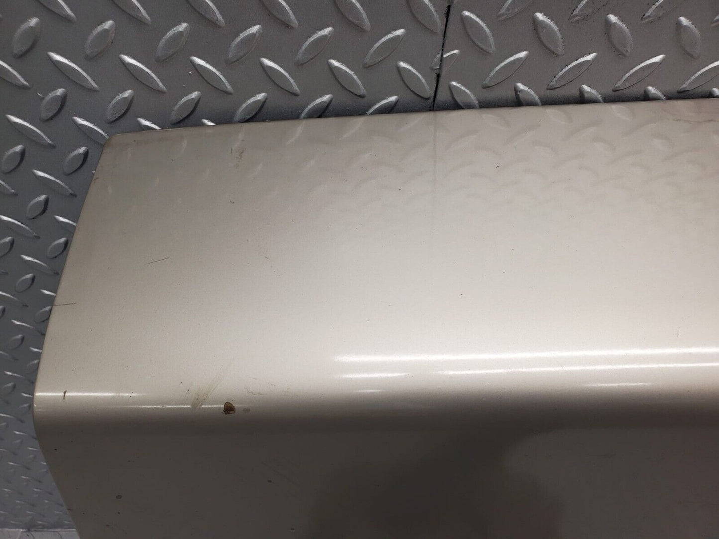 46100 Mercedes-Benz W126 420SE Boot Lid Trunk Door
