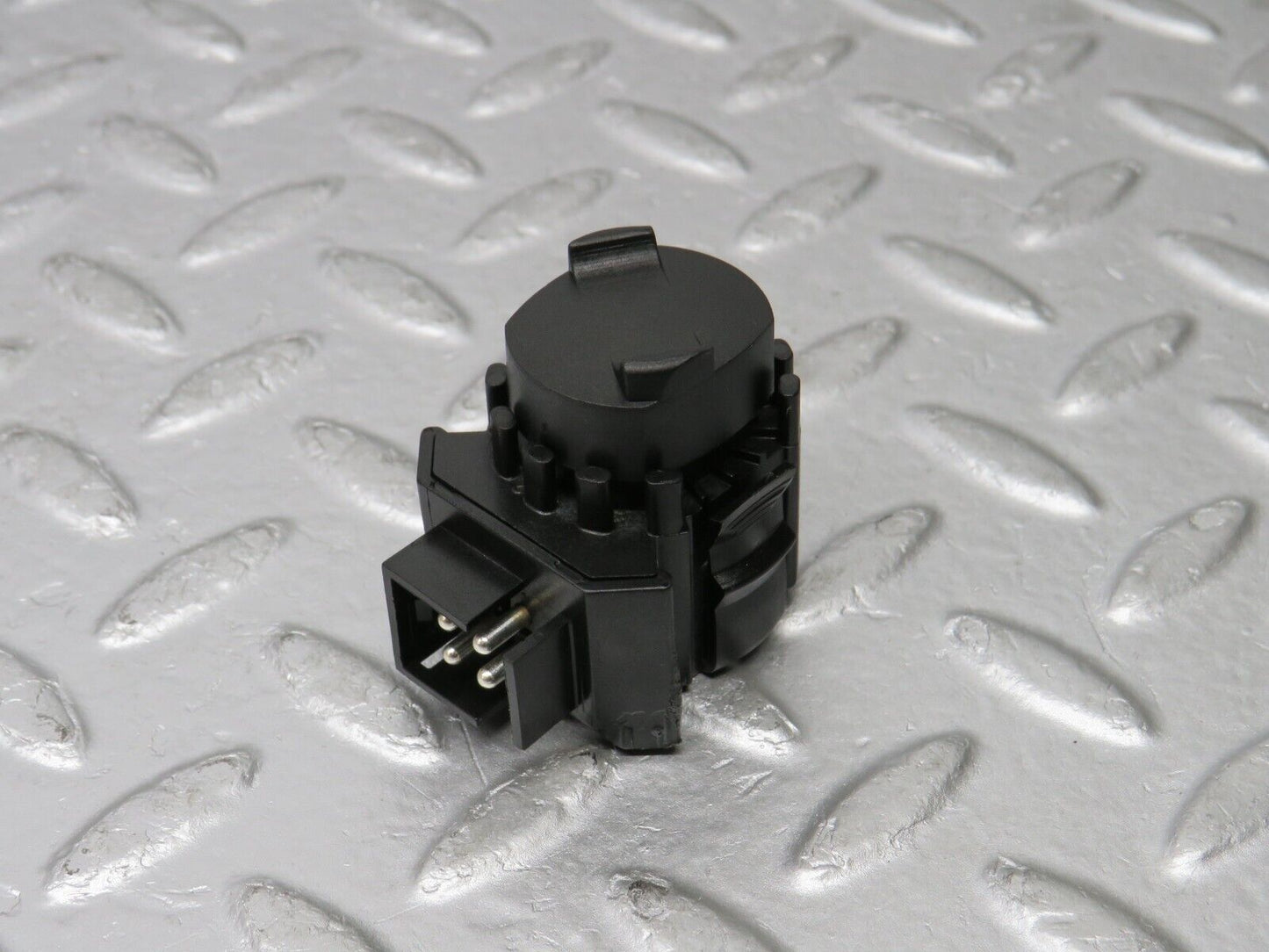 38397 Mercedes-Benz R129 280SL Coupe Kick Down Switch 0025452214
