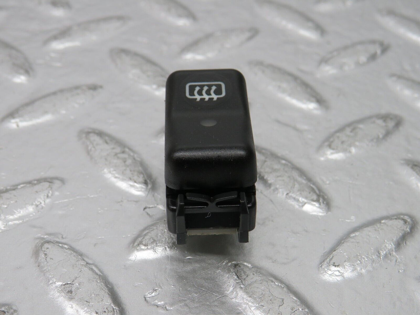 30516 Mercedes-Benz W124 230E Rear Windscreen Defroster Switch 1298207410