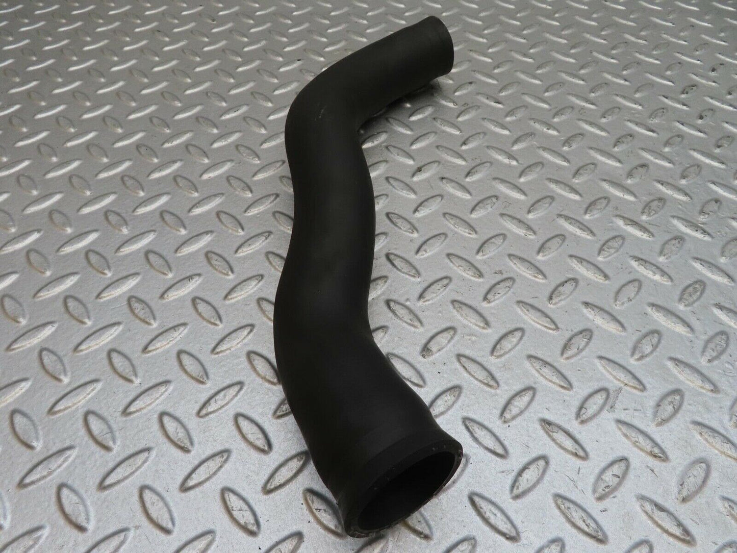 13786 Mercedes-Benz R107 450SL Radiator Hose 1165012482