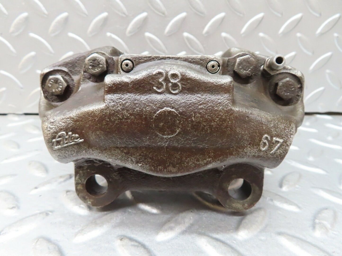 17632 Mercedes-Benz W116 450SEL Rear Right Brake Caliper ATE 38