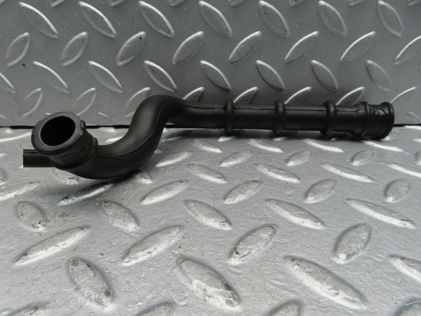11569 Mercedes-Benz C123 230CE Coupe Air Intake Pipe 1020940282