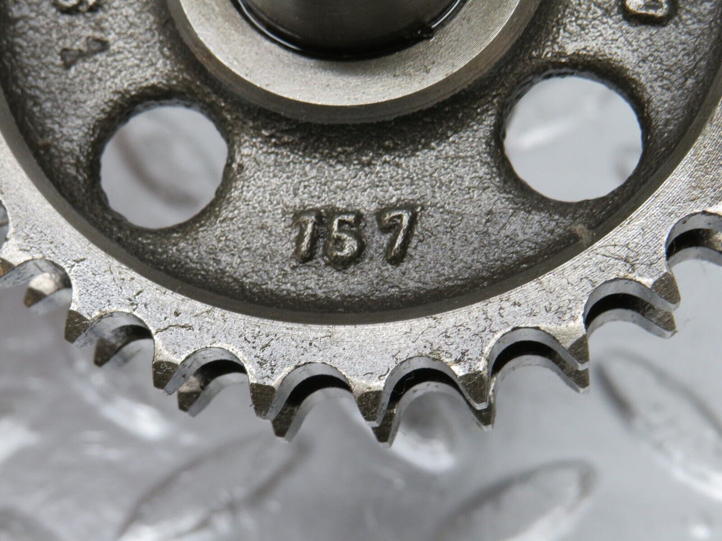 32946 Mercedes-Benz C107 R107 450 Camshaft Intermediate Timing Gear 1161570414