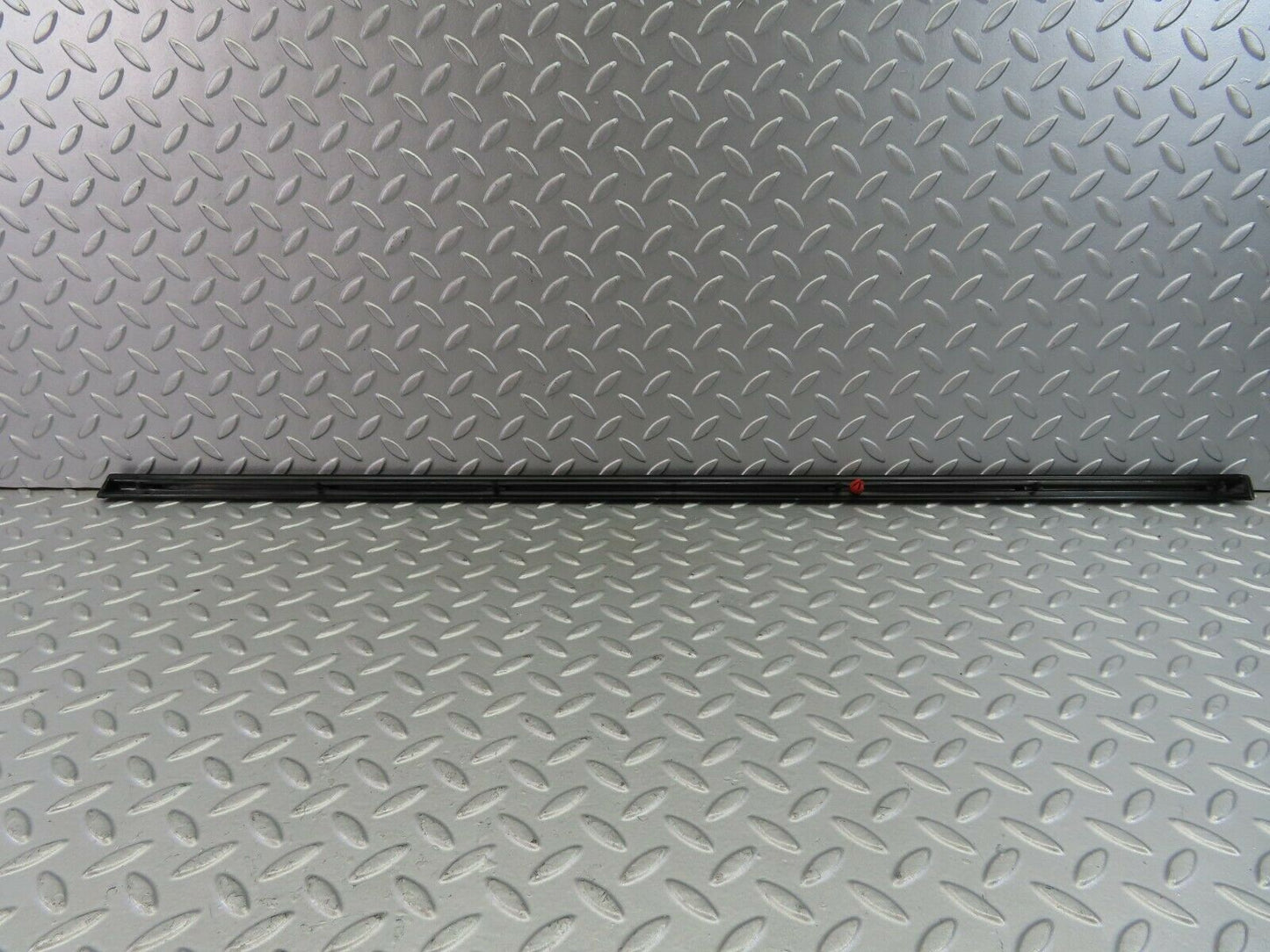 7685 Mercedes-Benz S123 230TE Wagon Centre Door Chrome Trim Rear Right