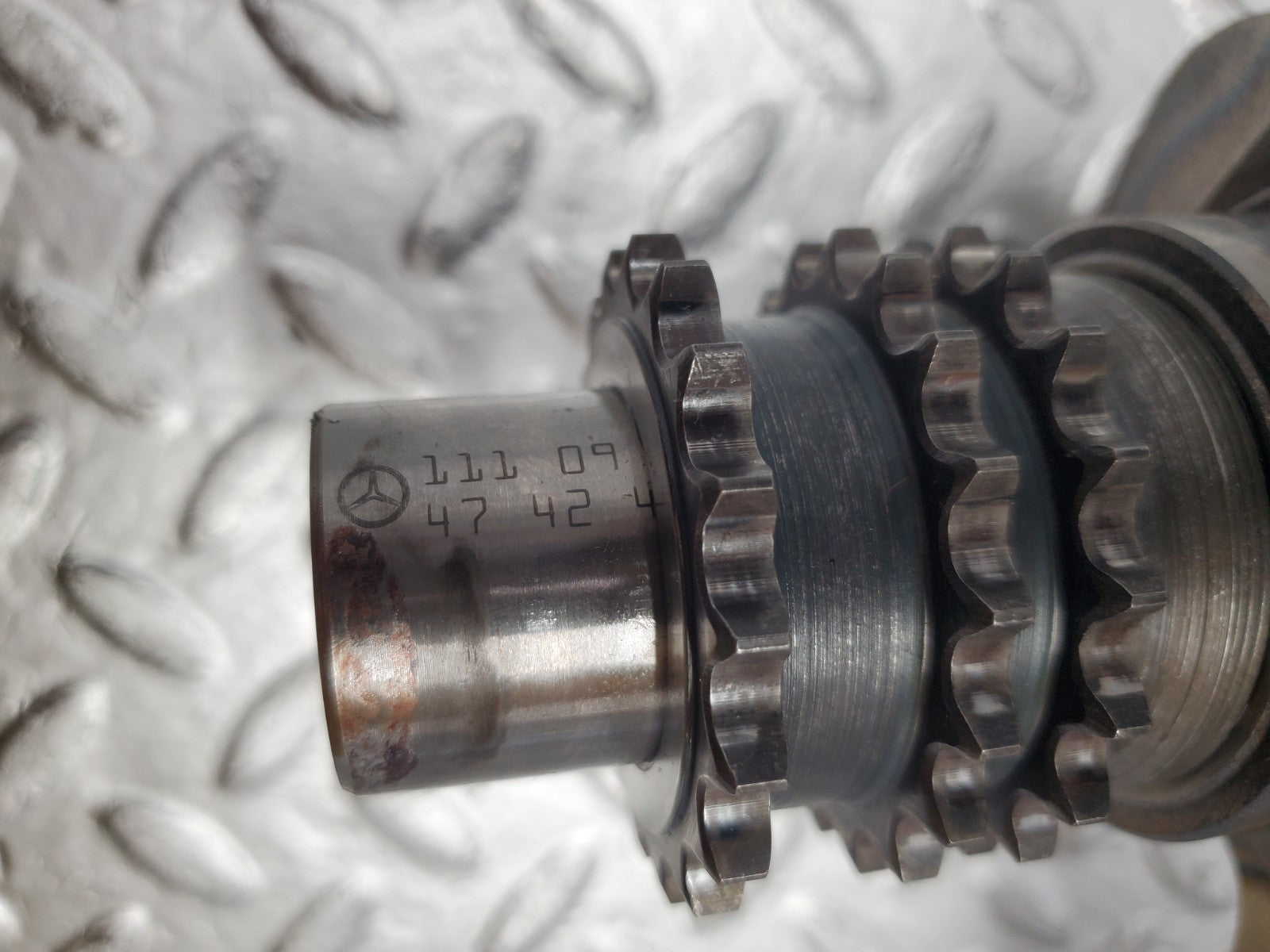 W124 Wagon crankshaft used OEM