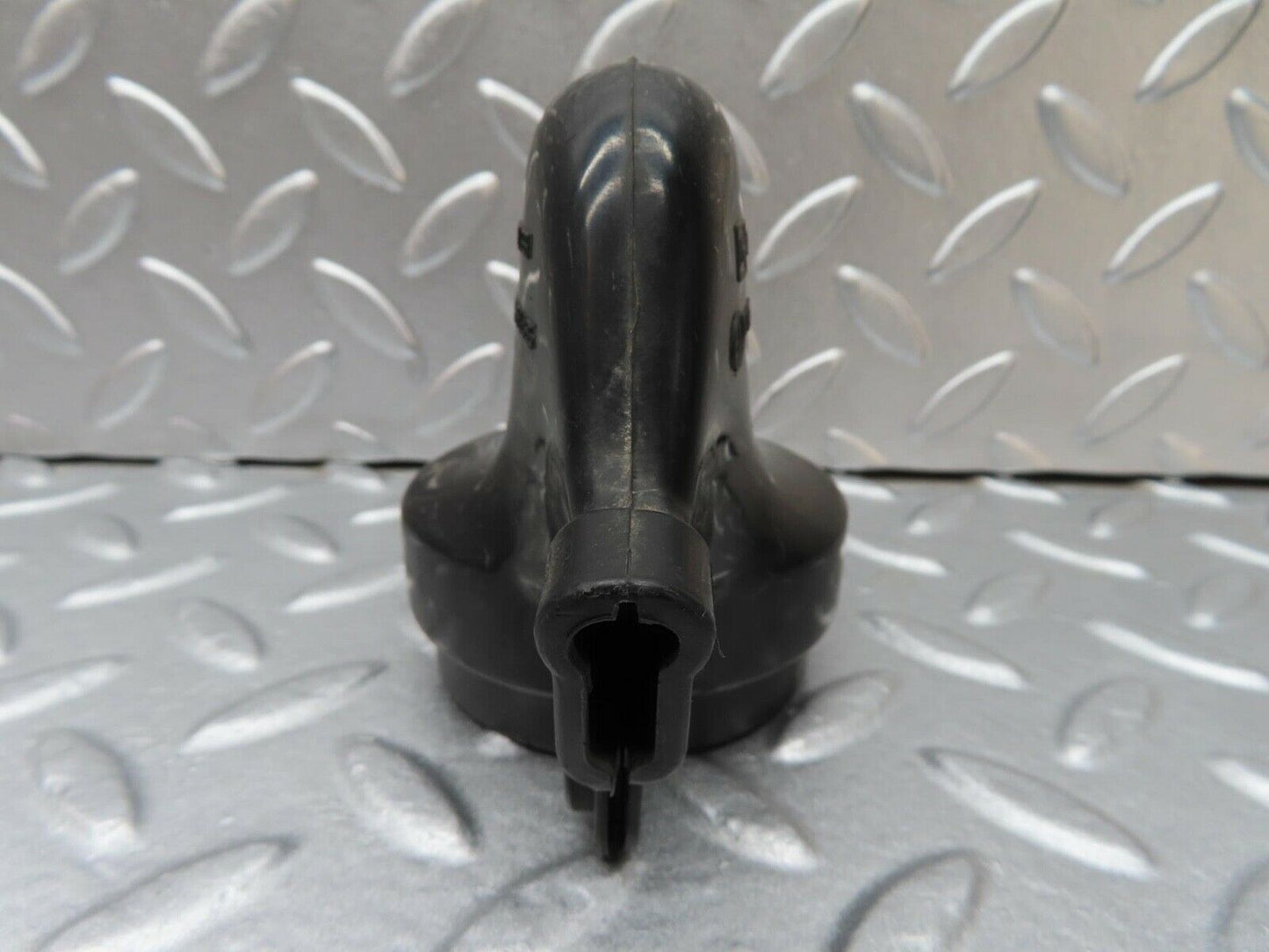 13992 Mercedes-Benz C107 280SLC Ignition Coil Cover Cap 0001581485