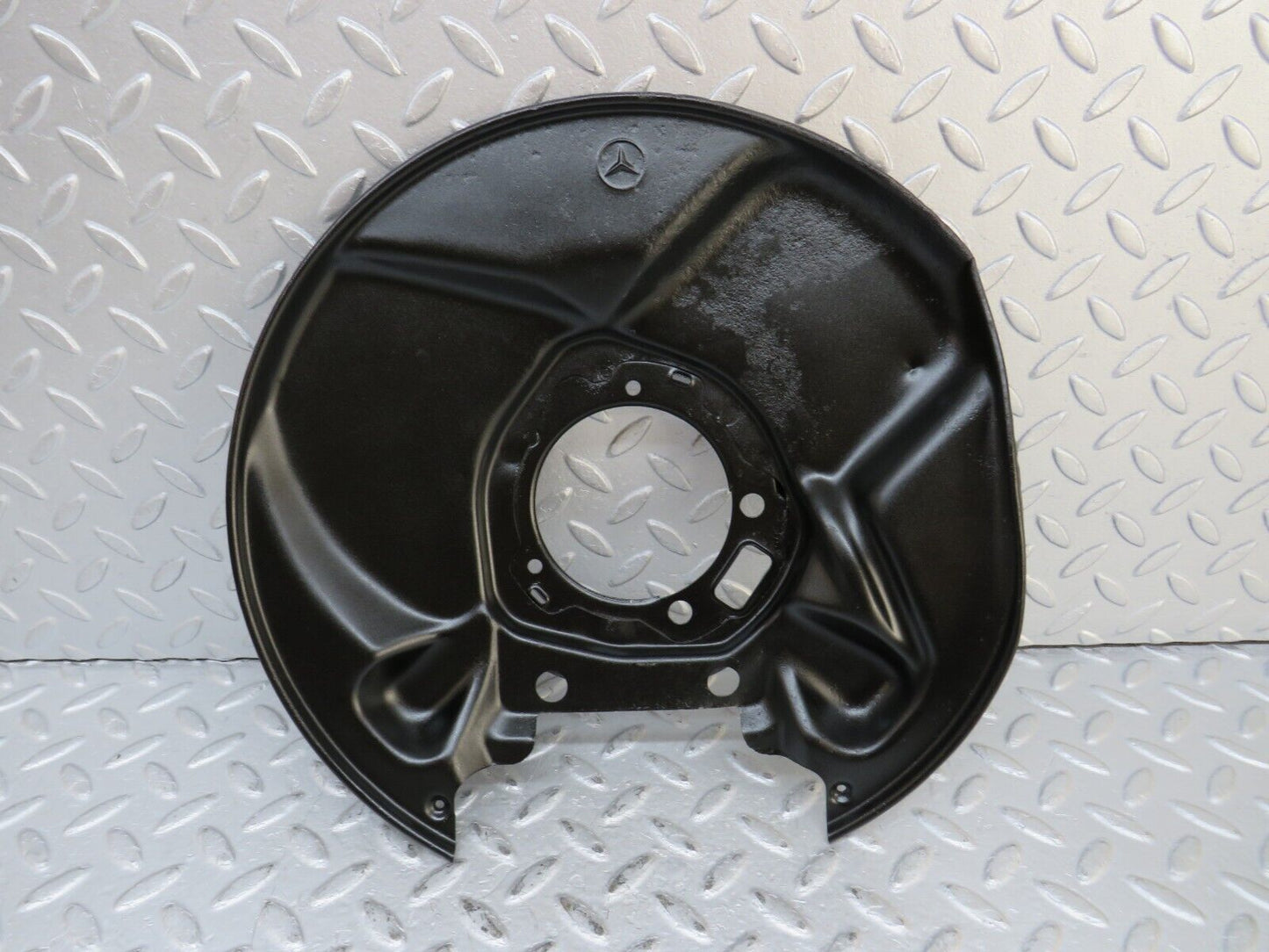 36785 Mercedes-Benz W201 190E Rear Brake Disc Protection Plate