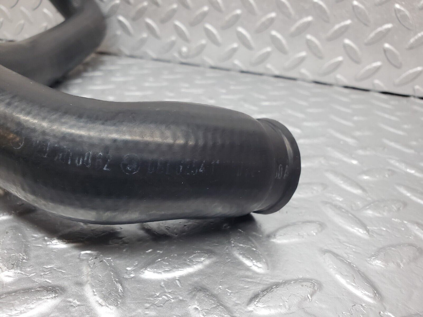45105 Mercedes-Benz R129 300SL Coupe Radiator Lower Coolant Hose 1295010082