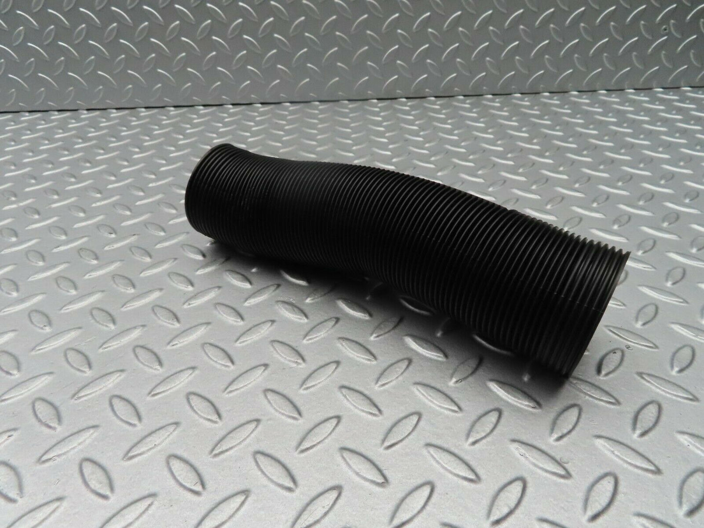 5412 Mercedes-Benz W124 230E Heater Pipe Air Pipe 1248320088