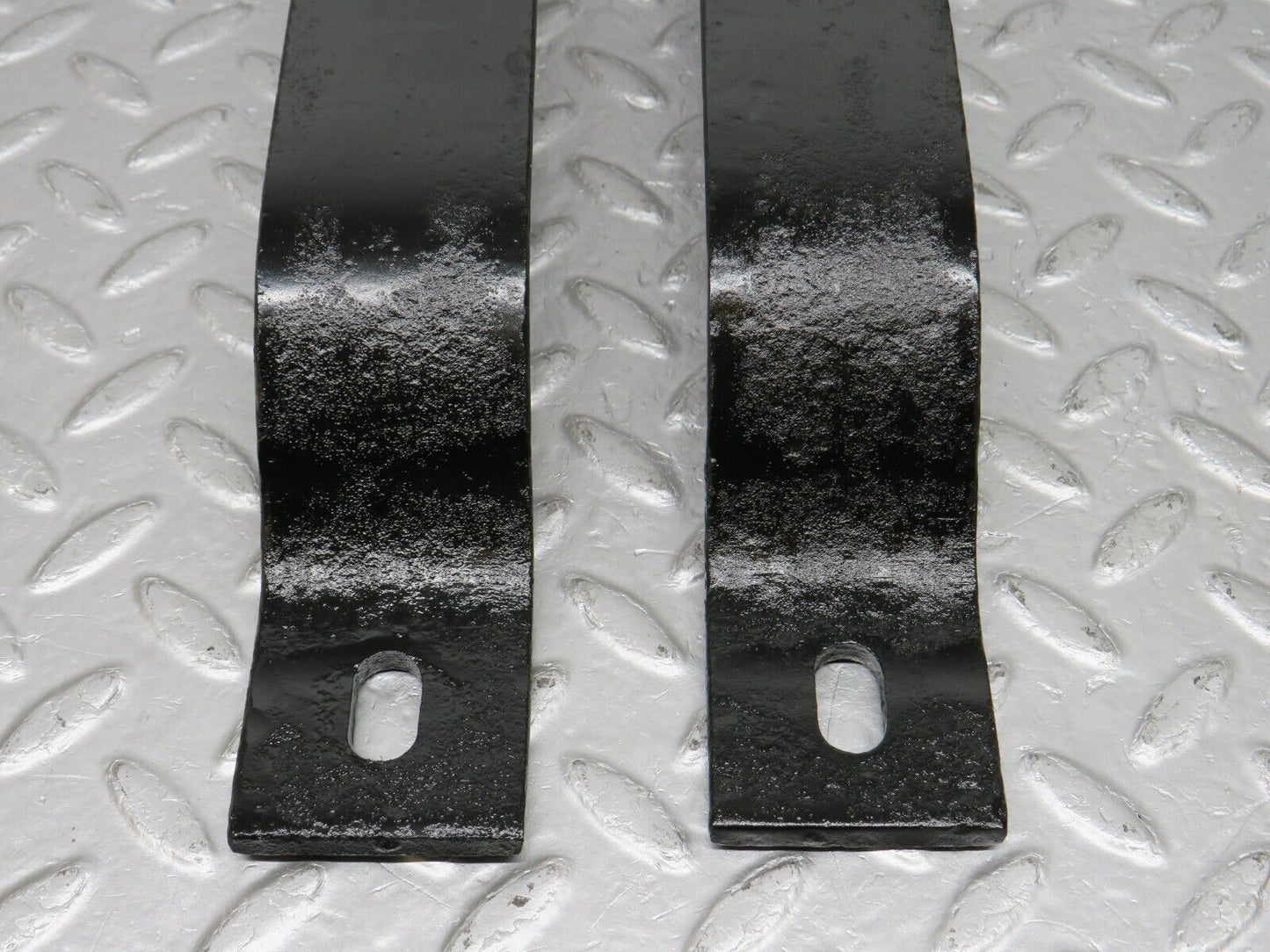 40531 Mercedes-Benz W110 230 Bumper Bracket 2x