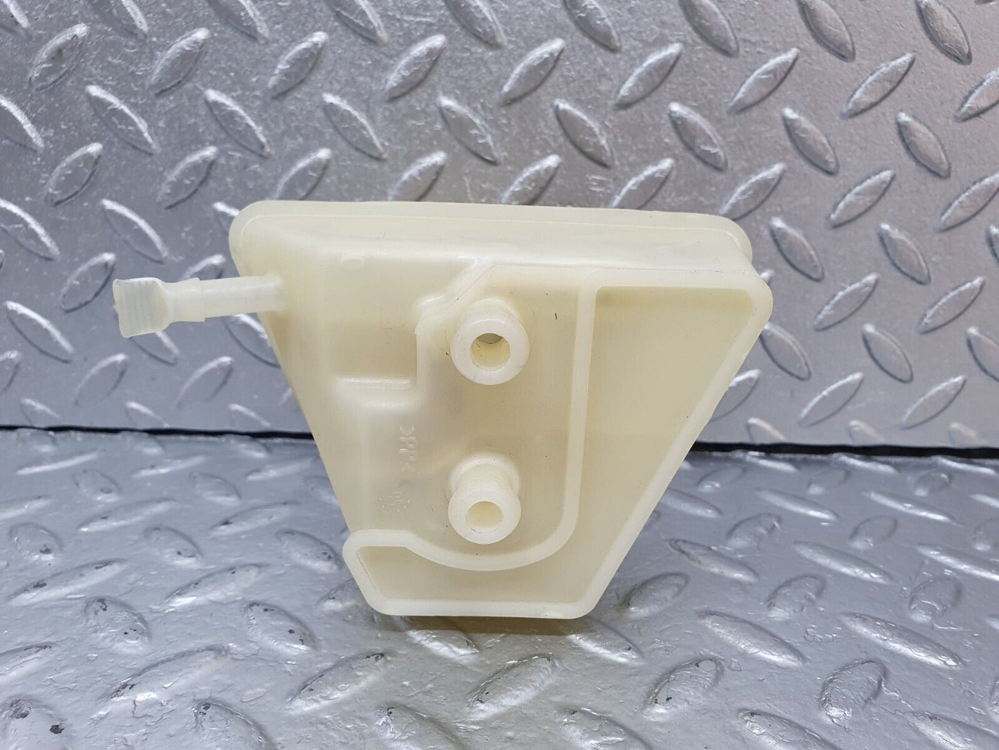 42315 Mercedes-Benz R129 320SL Coupe Brake Fluid Reservoir Tank 2024300002