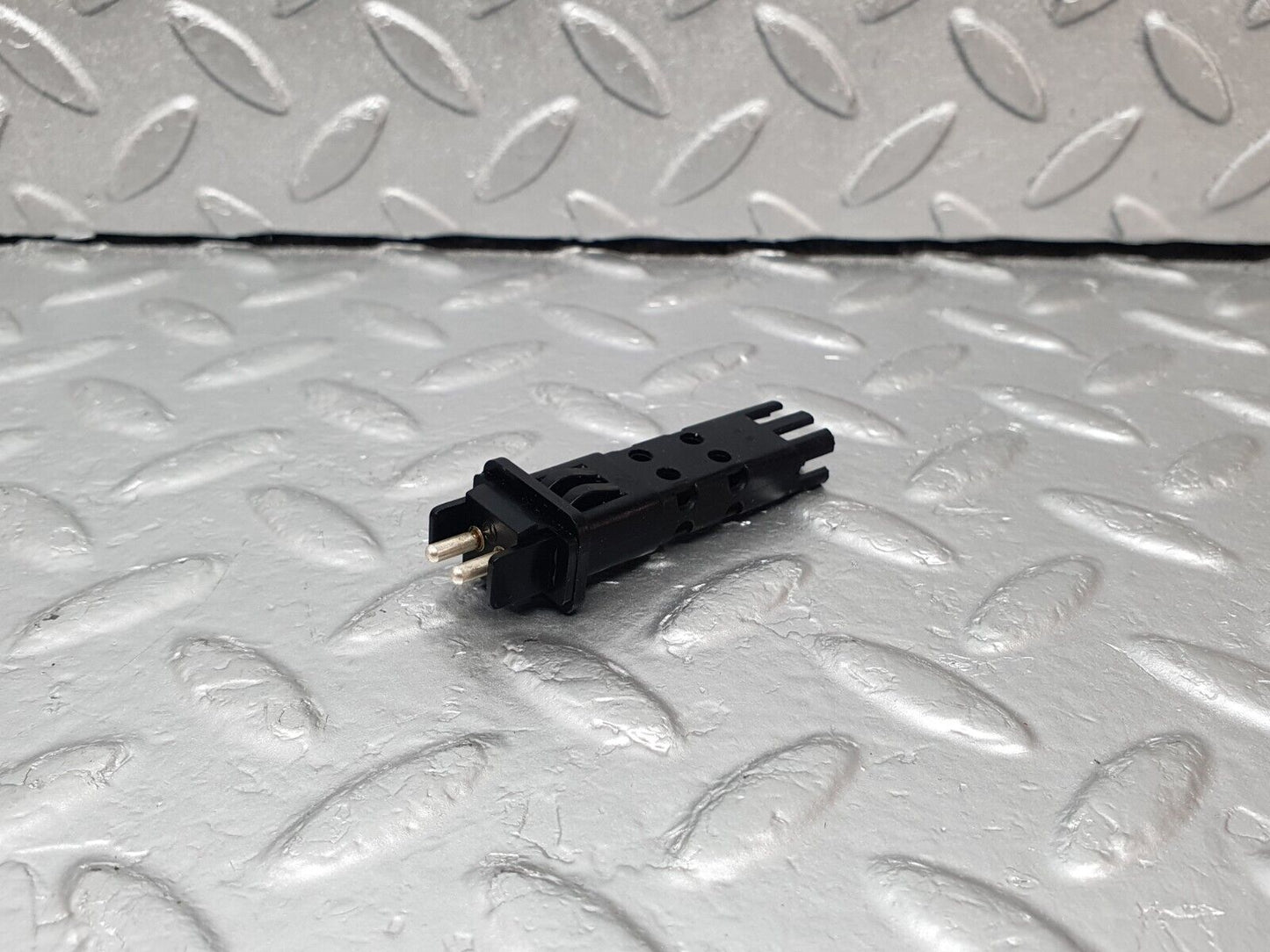 43660 Mercedes-Benz C126 380SEC Coupe Temperature Sensor Bosch