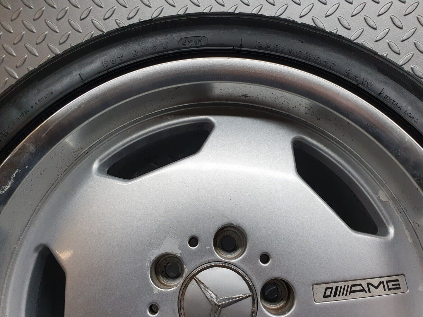 41723 Mercedes-Benz Alloy Wheel Set 17 x 8J & 9J ET30 & ET33
