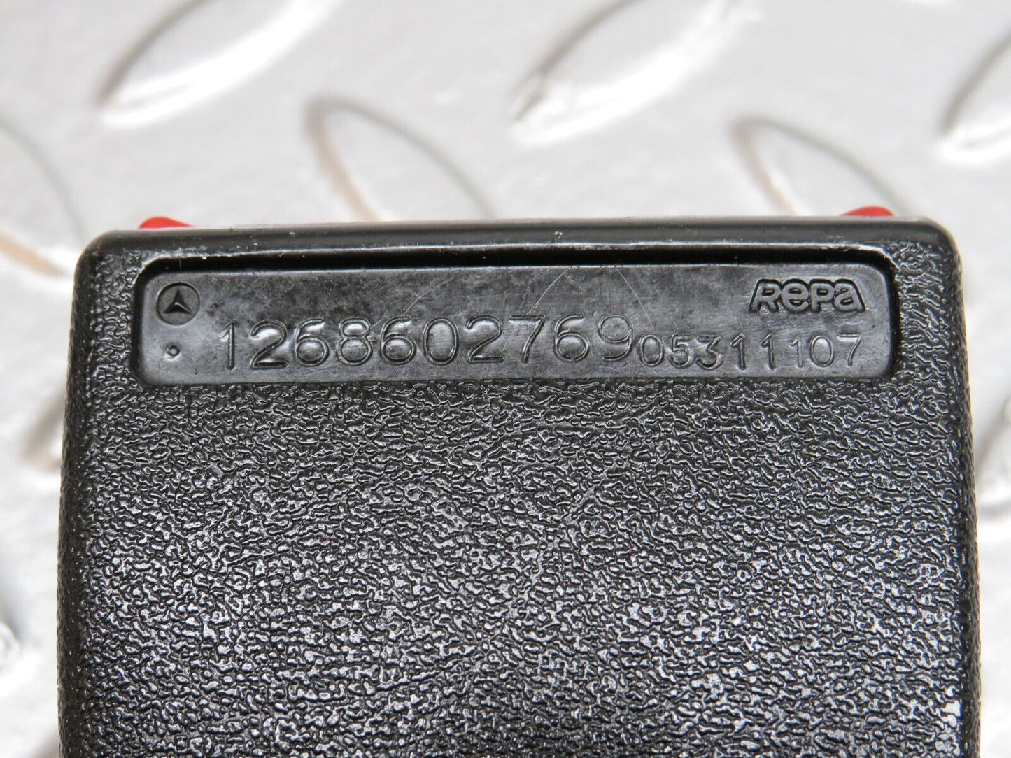 34397 Mercedes-Benz C126 380SEC Rear Seat Belt Set With Buckles 1268602185