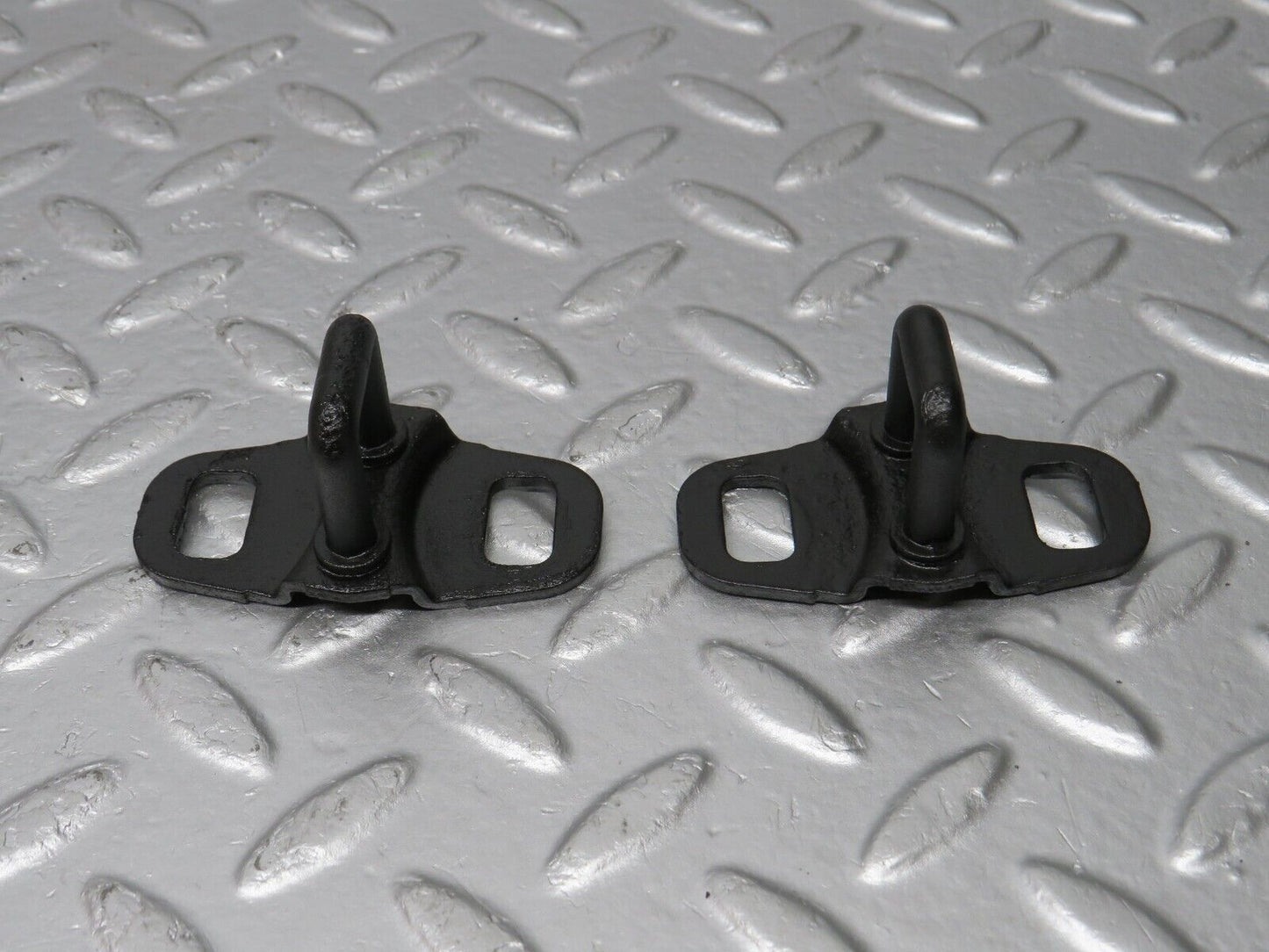 39708 Mercedes-Benz R129 320SL Coupe Bonnet Lock Catch Pair 1298800060