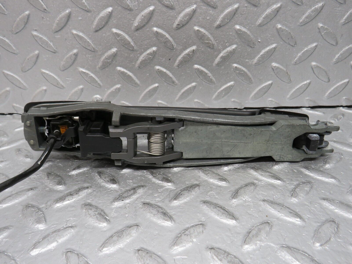 37794 Mercedes-Benz A124 320E Cabriolet Right Exterior Infrared Door Handle