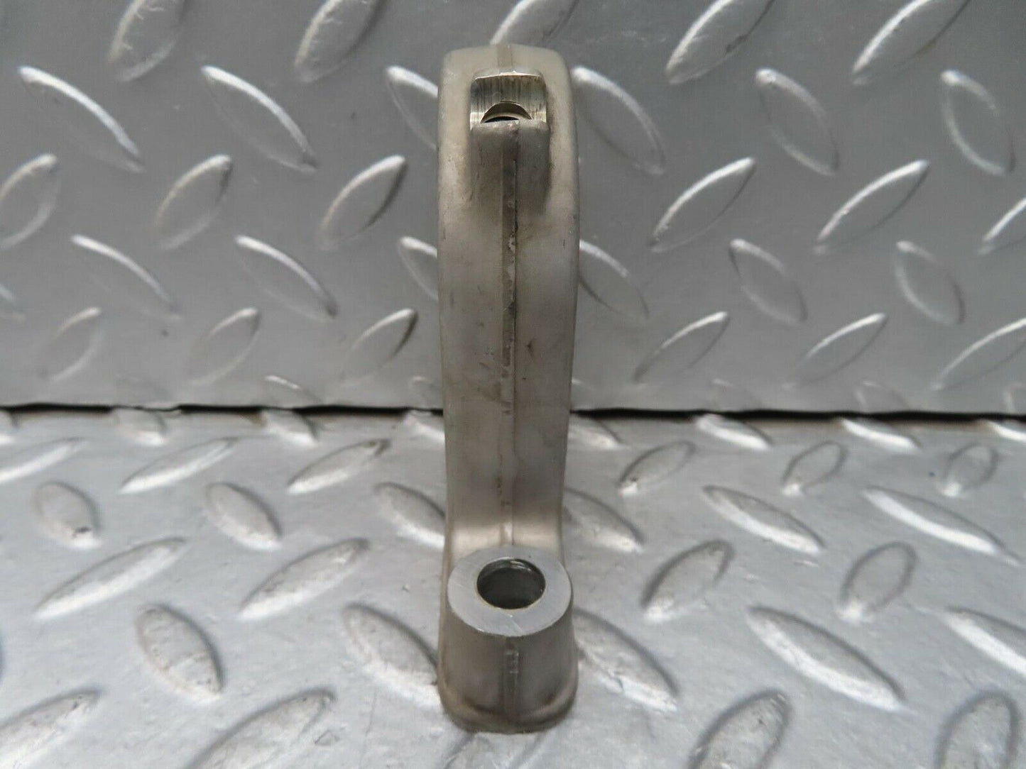 16546 Mercedes-Benz C107 350SLC Coupe Camshaft Tower Bearing 1160512118
