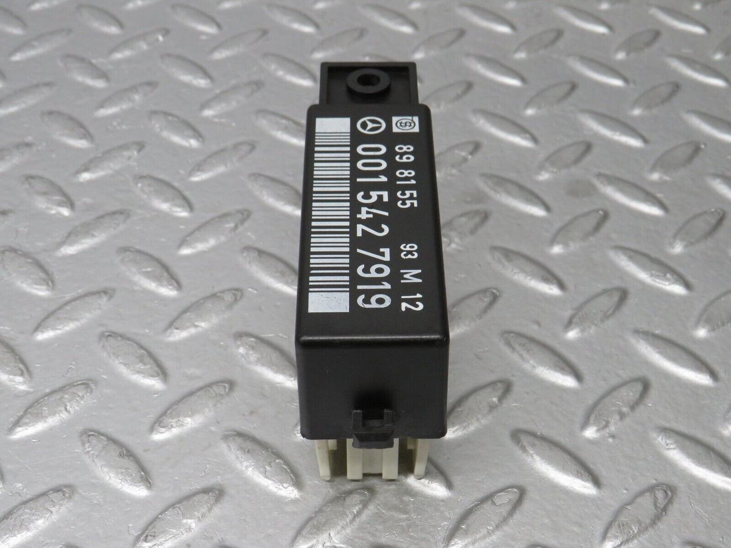 38327 Mercedes-Benz R129 280SL Coupe Windscreen Wiper Relay 0015427919