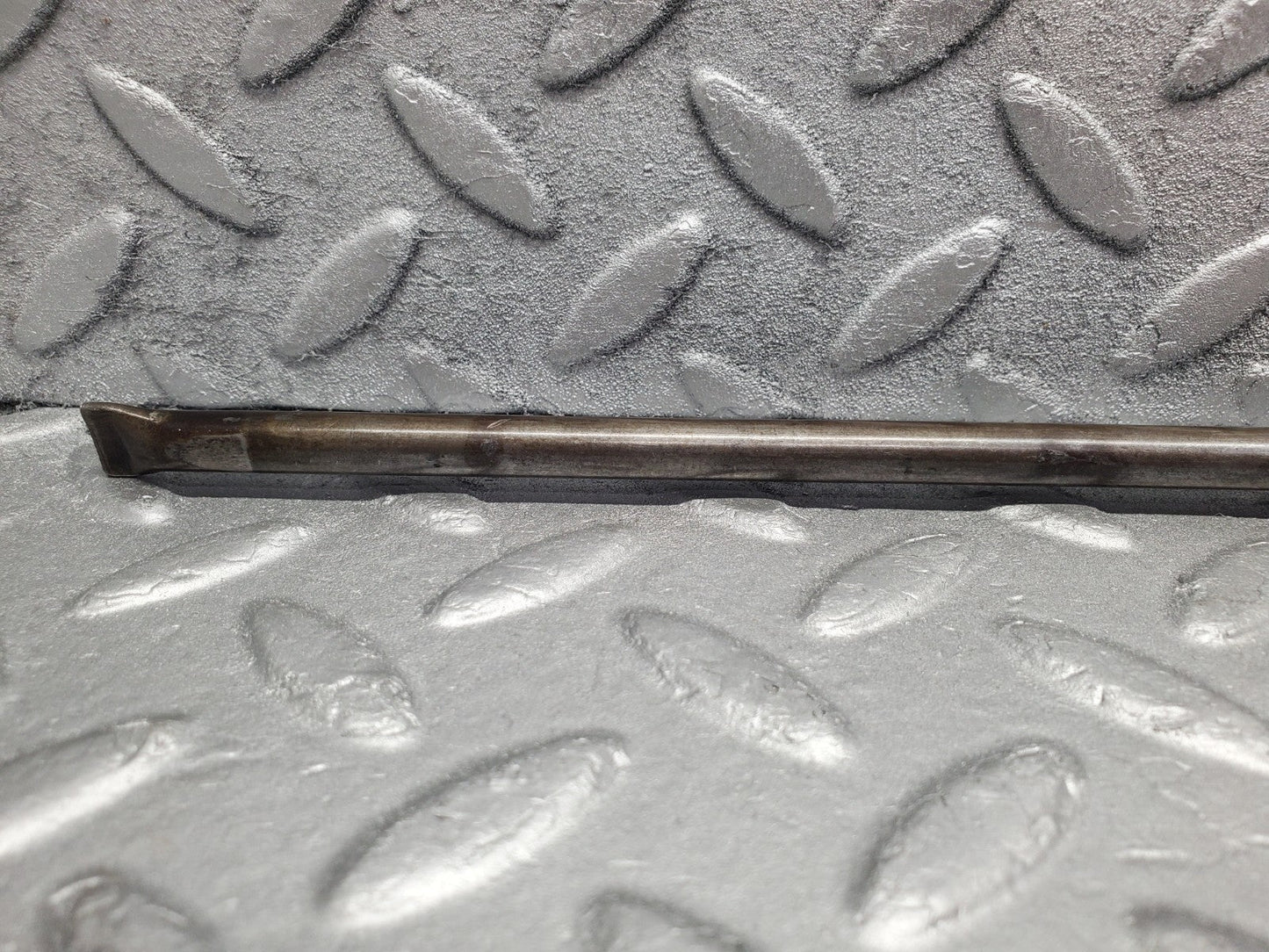 W112 camshaft oil tube used OEM