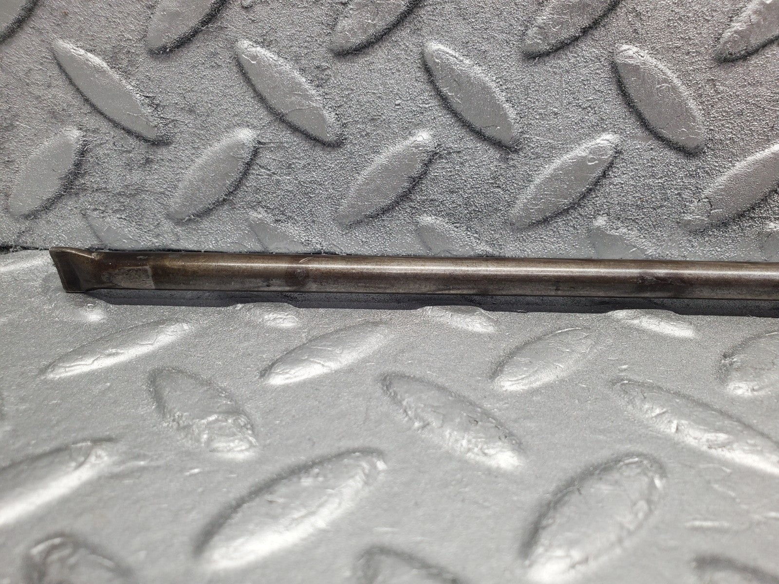 W112 camshaft oil tube used OEM