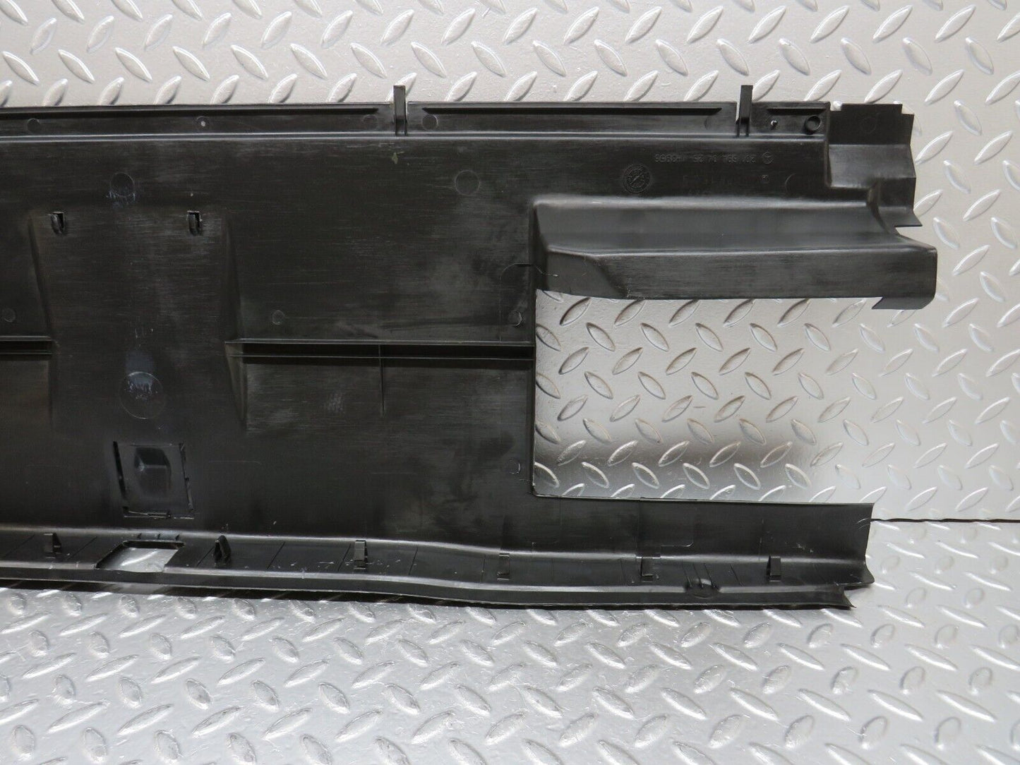 30648 Mercedes-Benz W201 190E 2.0L Boot Rear Plastic Cover 2016940425