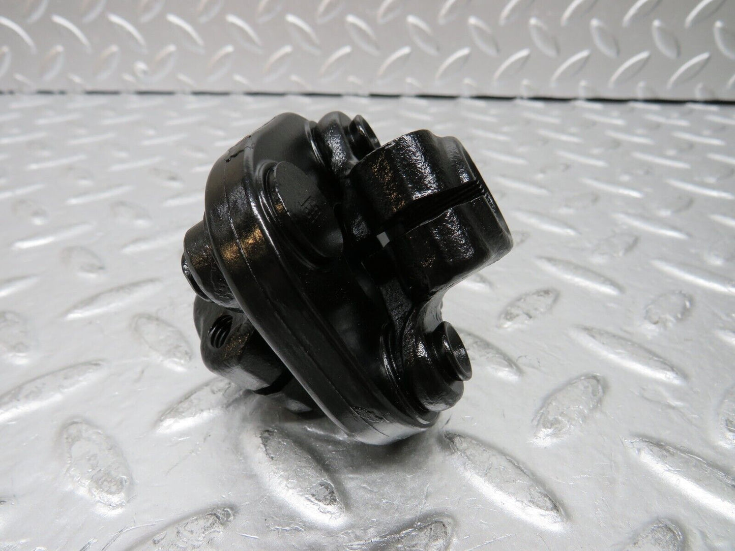 26726 Mercedes-Benz C124 220CE Coupe Steering Column Lower Shaft Connector
