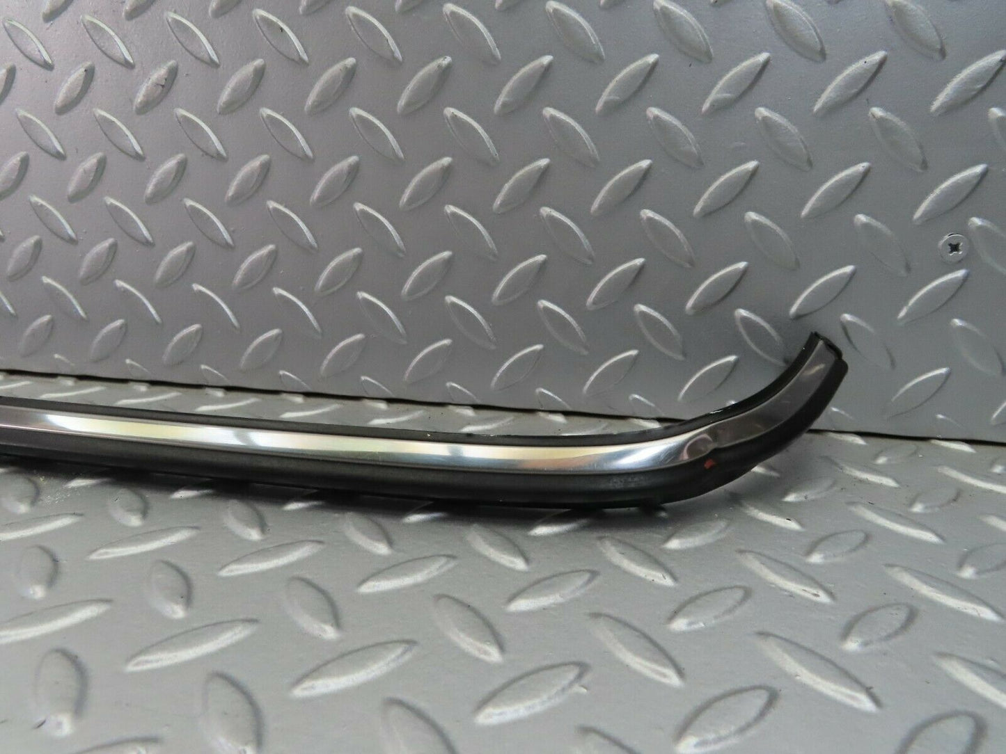 7767 Mercedes-Benz S123 230TE Wagon Centre Fender Chrome Trim Rear Left
