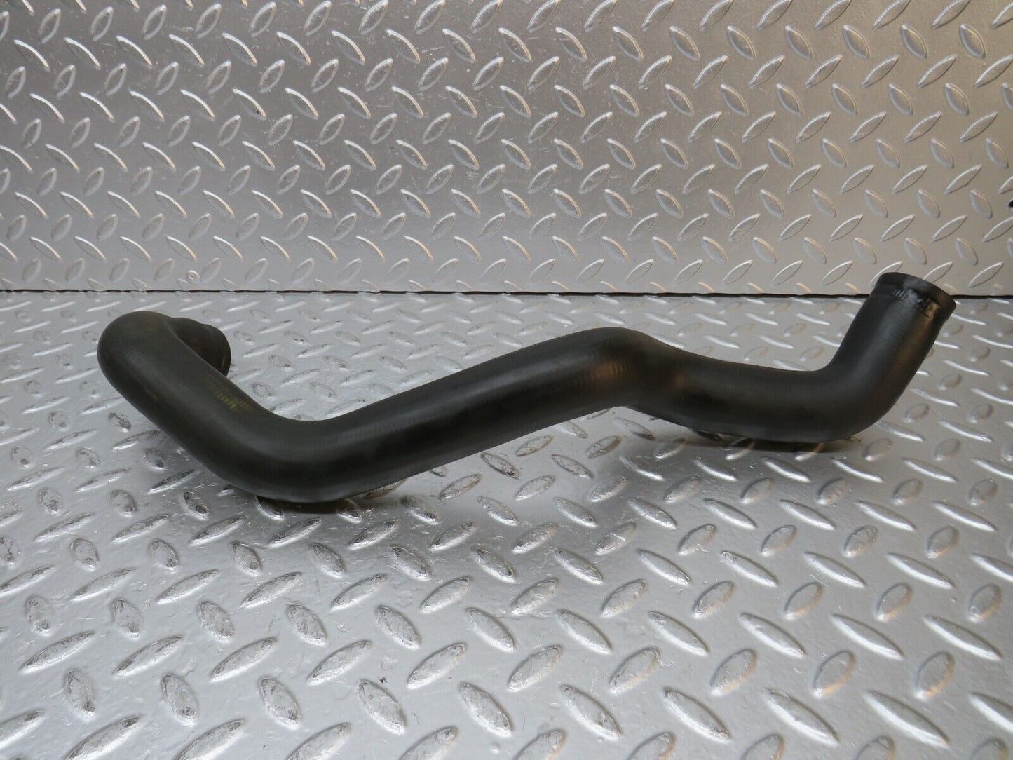 31213 Mercedes-Benz S124 220TE Wagon Radiator Hose 1245015782
